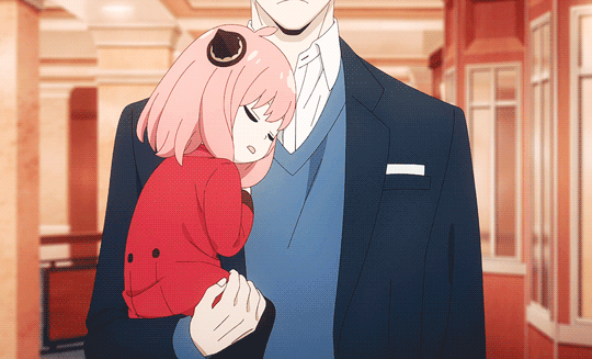 Spy x Family atenção 